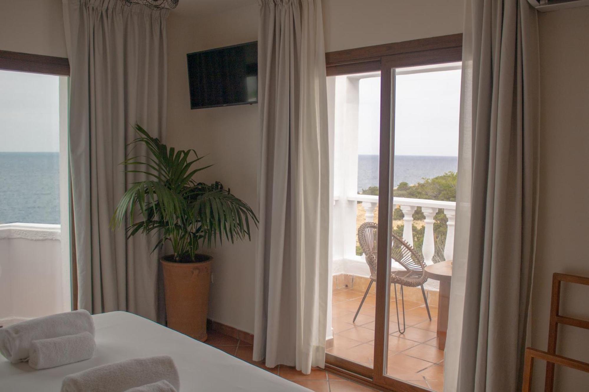 Hostal La Torre Ibiza Cap Negret (Adults Only) San Antonio  Ngoại thất bức ảnh