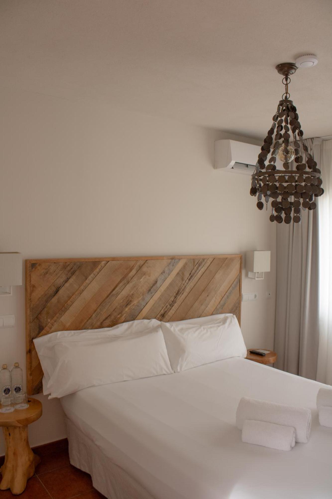 Hostal La Torre Ibiza Cap Negret (Adults Only) San Antonio  Ngoại thất bức ảnh